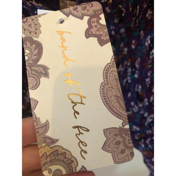 Band of Gypsies Band of the Free Women's Agathe Purple Floral Smocked Top Size S - Picture 6 of 9